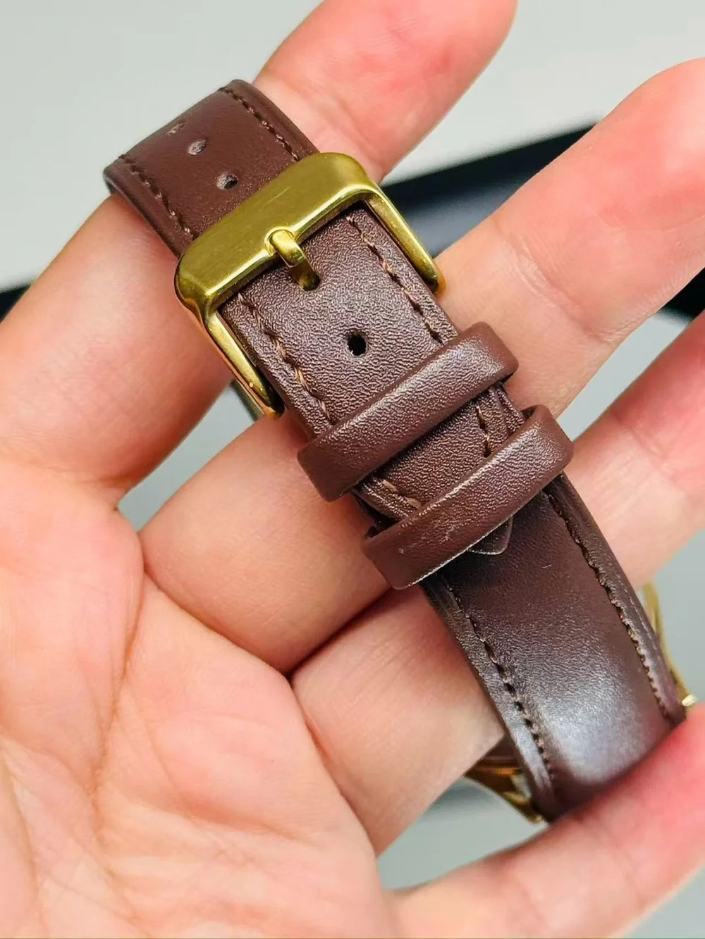 Vintage Pulsar Men’s Quartz Watch Gold Tone 31mm Day Date New Battery Runs